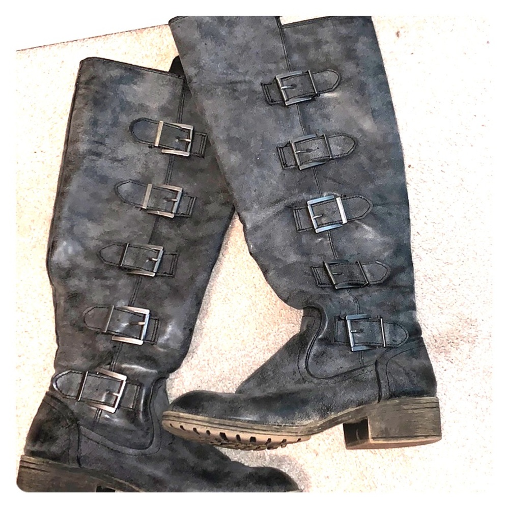 Gray boots